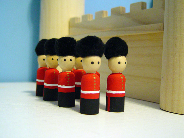 Queen's Guard Peg Dolls