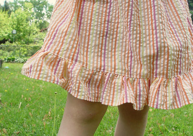 easy peasy skirt with ruffle